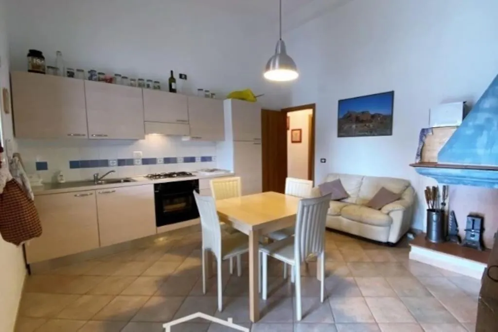 Appartement Free Parking 4 Minuti Dal Mare, Bbq Con Cortile à San Teodoro  0*, San Teodoro (Sardinia) Italie